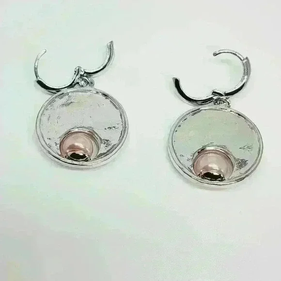 NWOT Elegant Enamel Round Painted Earrings - Picture 4 of 4